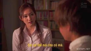 Đoạn phim bí mật mới công bố về một khách sạn an ninh ~ một cô gái trẻ xinh đẹp bị một anh chàng lực lưỡng quan hệ và liếm lồn cho đến khi cô rên rỉ vì sung sướng...