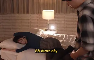 Cô giáo với đôi chân dài trêu chọc mấy cậu học trò chưa trãi sự đời